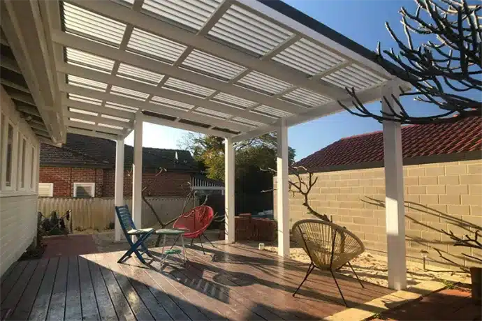 solar pergola