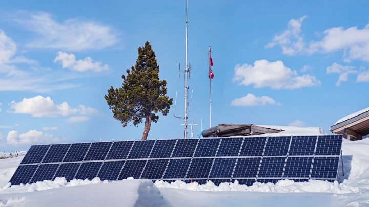 Universal mono solar panels
