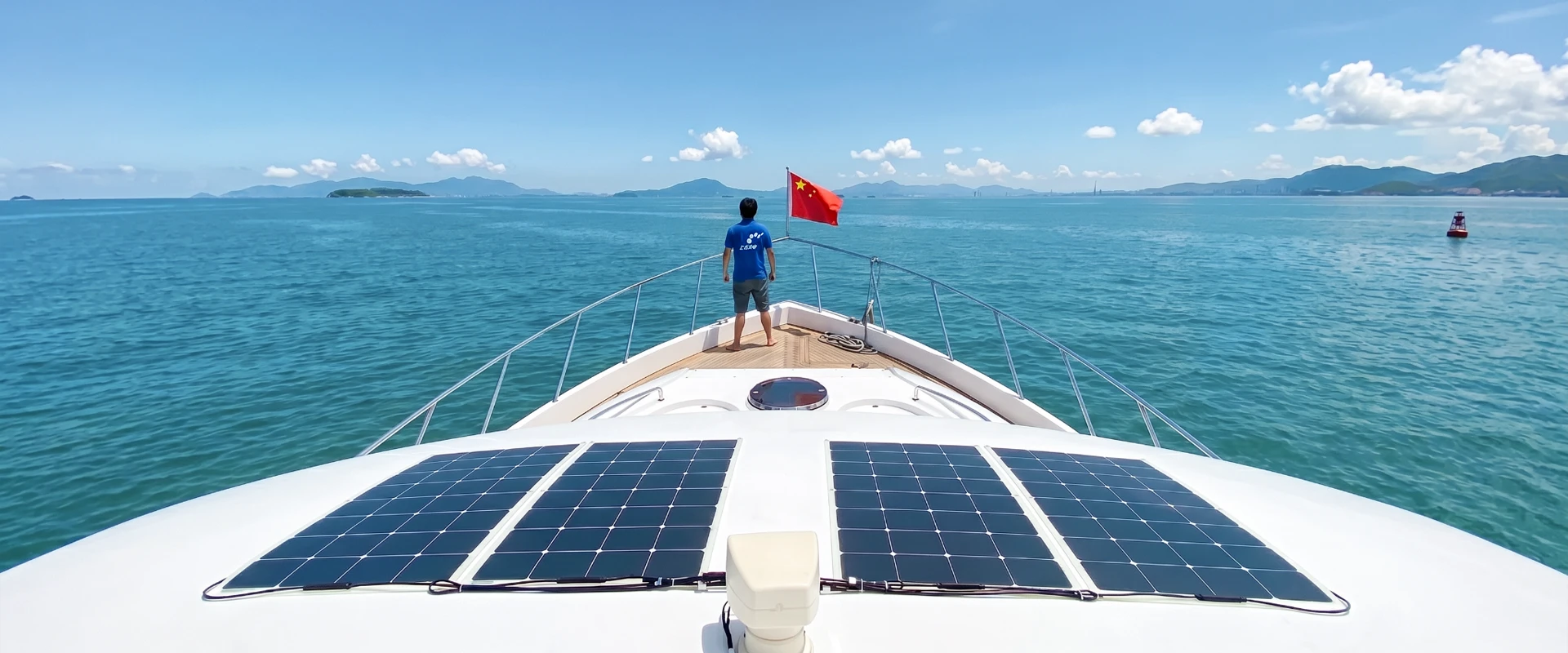 Solutions solaires marines pour bateaux yachts et navires professionnels